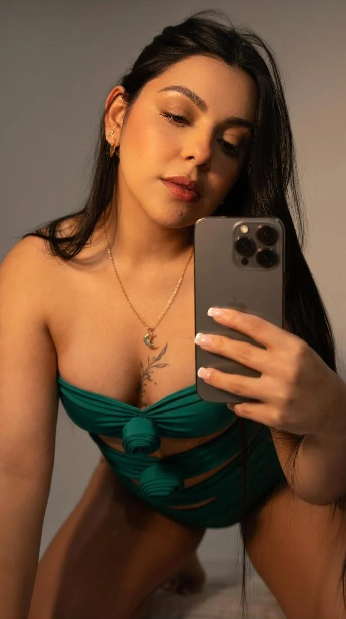 Sophia - Jung, süß und sexy Foto 2